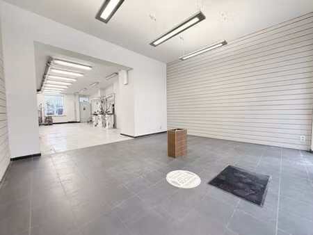 rdc commercial à louer