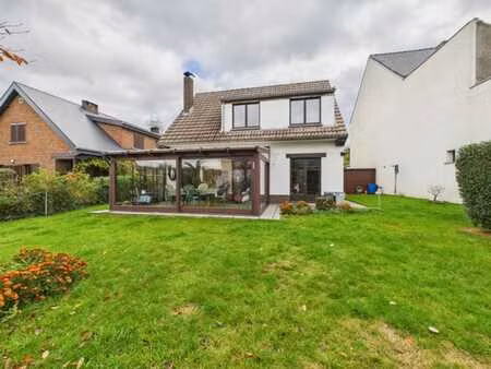 *** vendu *** par iva commission de 1 a 2% htva