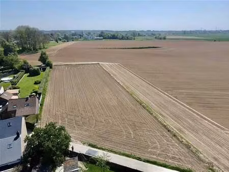 magnifique terrain à batir dans un cadre idyllique
