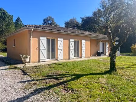 maison 3 chambres + studio indépendant + garage et jardin 3500m²