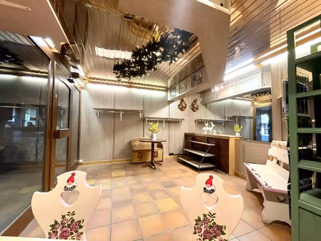 murs commerciaux - centre village grand-bornand