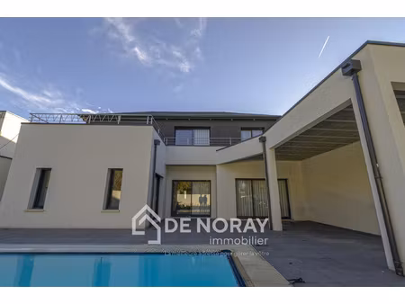 maison contemporaine de 220m2 à vendre à joué-lès-tours de 6