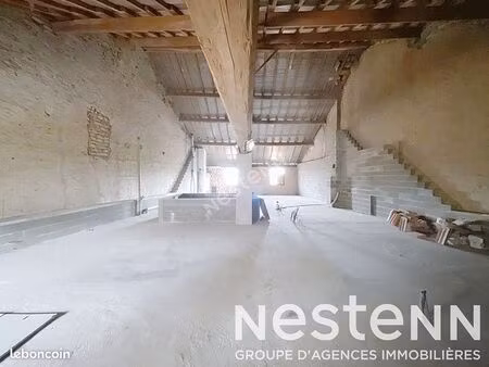 maison 6 pièces 329 m²