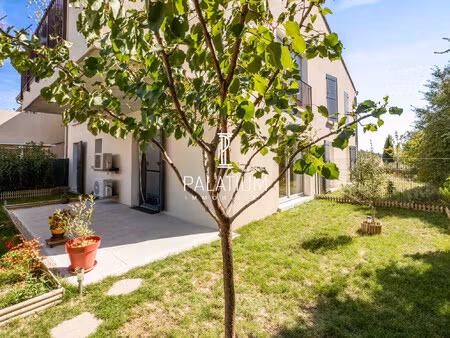 appartement t2 avec terrasse et jardin  dans résidence récente