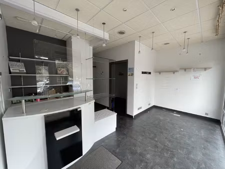 rennes à 15 minutes chavagne-centre  local pro idéal profess