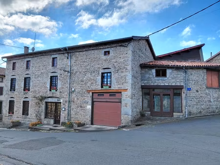 maison 10 pièces - 250 m²