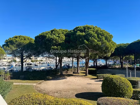 port-camargue studio cabine vue port et jardin