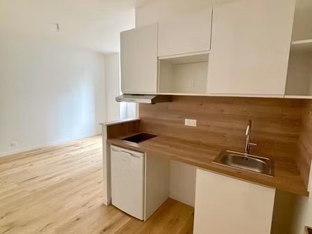 studio 22m2 75010 paris métro louis blanc