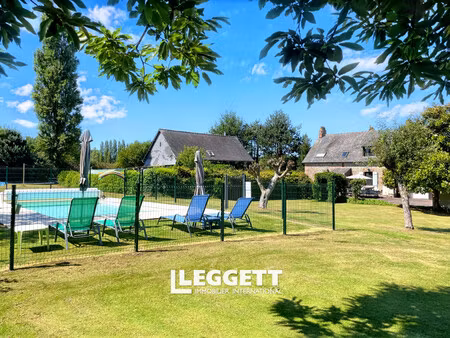 maison 12 pièce(s)  saint-denis-de-gastines