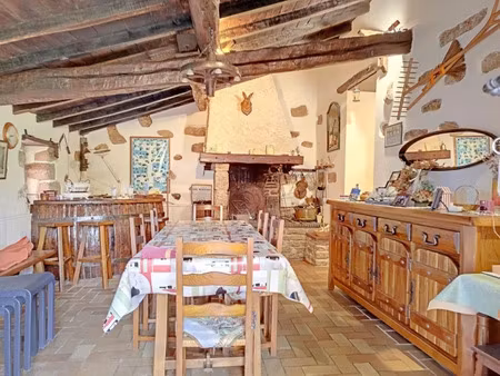 vente maison 8 pièces 222 m² à les epesses (85590)  193 880 €