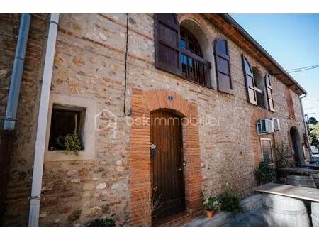 immeuble mixte de 270 m² à bages