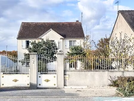 maison traditionnelle de 183 69 m² à darvault