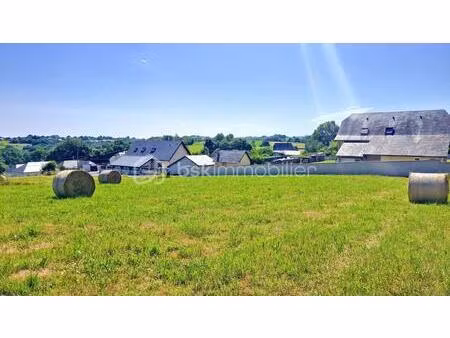 terrain de 1 244 m² à layrisse