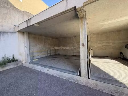 location parking à martigues