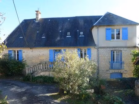 maison 143 m2 / 4 chambres / 2 granges / terrain 3200m²