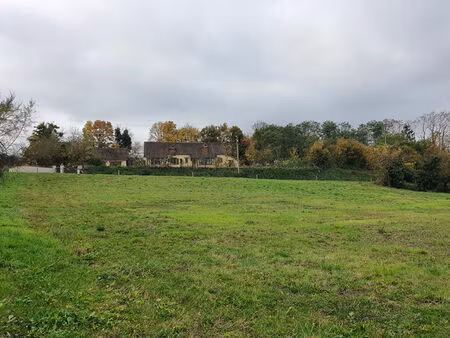 vente terrain  2350.00m²  châteauvieux