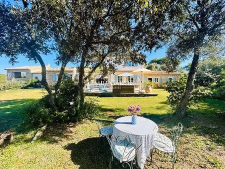 maison de 6 pièces de luxe en location à bonnieux  provence-alpes-côte d'azur