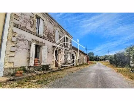 pessac/dordogne : maison style girondine 185 m² à restaurer avec dépendances et jardin