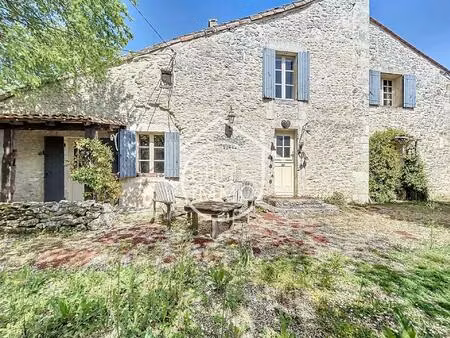 saint-andré-et-appelles – ensemble en pierre avec maison principale  gîte et dépendances