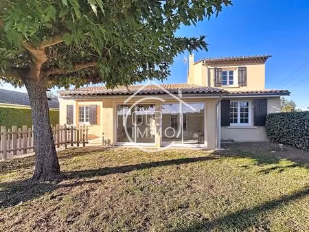 saint-philippe-d'aiguille : maison trois chambres avec jardin