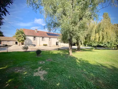 vente maison 8 pièces 227 m² à châtenoy-le-royal (71880)  385 000 €