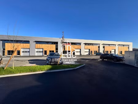 achat local commercial 160m² basse goulaine 44115