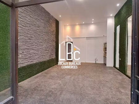 location local commercial 35m² nantes 44000
