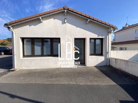 location local commercial 63m² pont st martin 44860