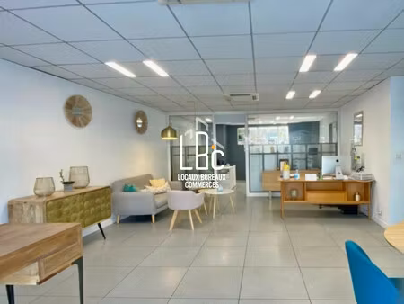 location local commercial 107m² reze 44400
