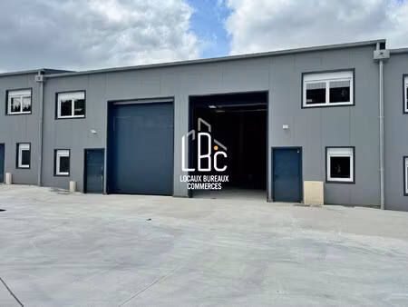 location local commercial 169m² thouare sur loire 44470