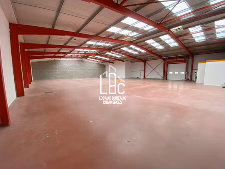 location local commercial 709m² chateaubriant 44110