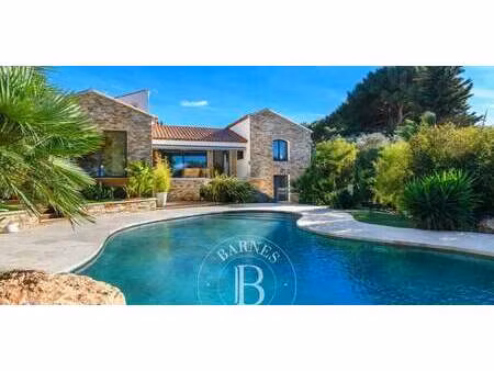 maison avec piscine sanary-sur-mer (83)