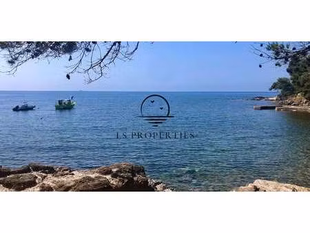 terrain carqueiranne (83)