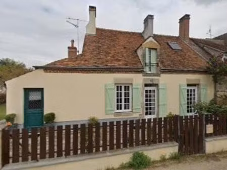 vente en exclusivité – maison ancienne typique avec jardin dans le centre de...