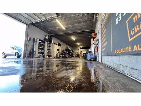 local commercial à vendre