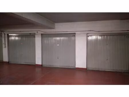 garage à louer à binnenweg 2-8 ledeberg (rwc41168)