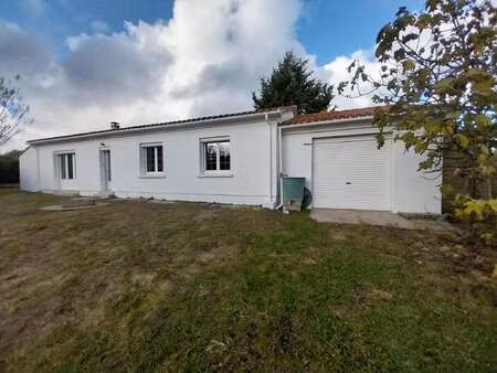 vente maison à la garnache (85710) : à vendre / 117m² la garnache