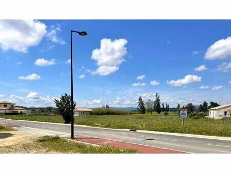 terrain constructible viabilisé à vendre