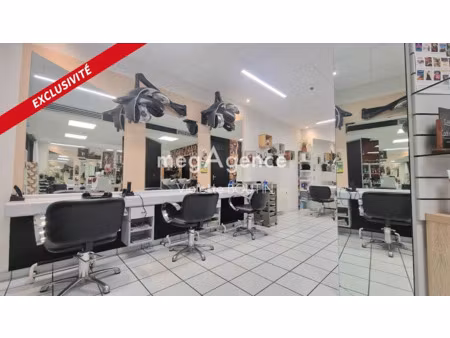 vente locaux professionnels 100 m² à beaupréau-en-mauges (49600)  76 666 €