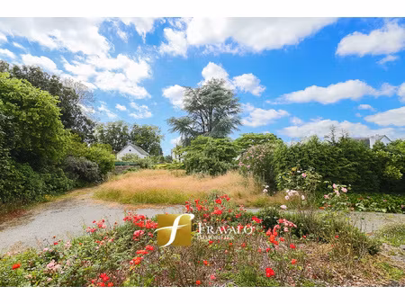 vannes - terrain constructible de 2000 m2