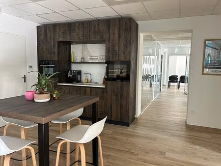 local commercial 10 ' de voiron 130 m2