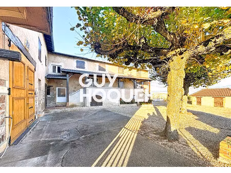 maison de vigneron avec deux logements 6 chs + dépendances et terrain de 1500 m² environ -