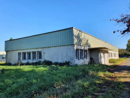 vente immeuble 566 m² à iteuil (86240)  209 000 €