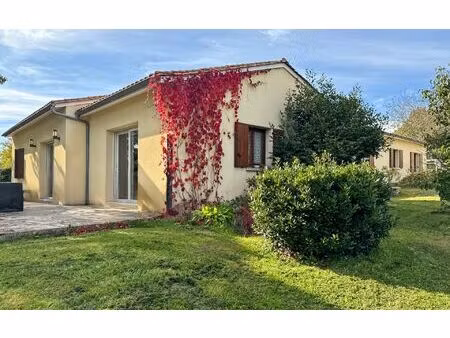 maison château-l'évêque 197 m² t-6 à vendre  299 600 €