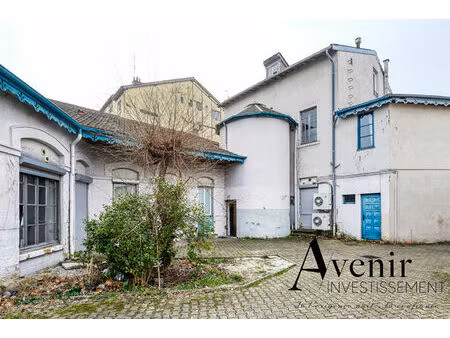annonce vente maison 10 pièces de 330m2 à lyon 9 (69009) - paruvendu.fr ref 992783303157