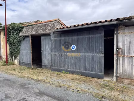 vente parking 38 m² à champdeniers-saint-denis (79220)  23 000 €