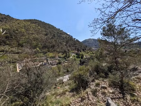 touet-de-l'escarène : terrain inconstructible