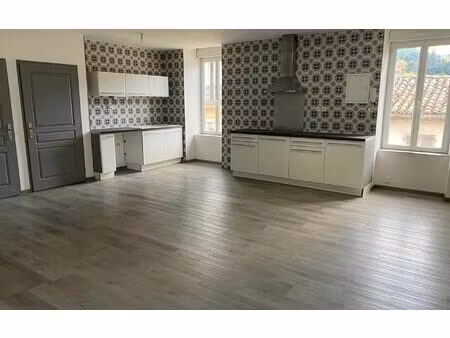 location appartement  m² t-3 à bessèges  566 €
