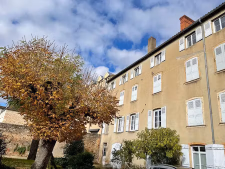 location appartement 4 pièces 96 m² à macon (71000)  860 €