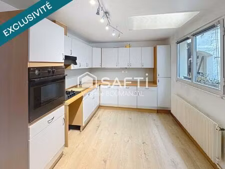 maison de 83 m2 avec dépendance chauffée de 23 5 m2 et cour privative